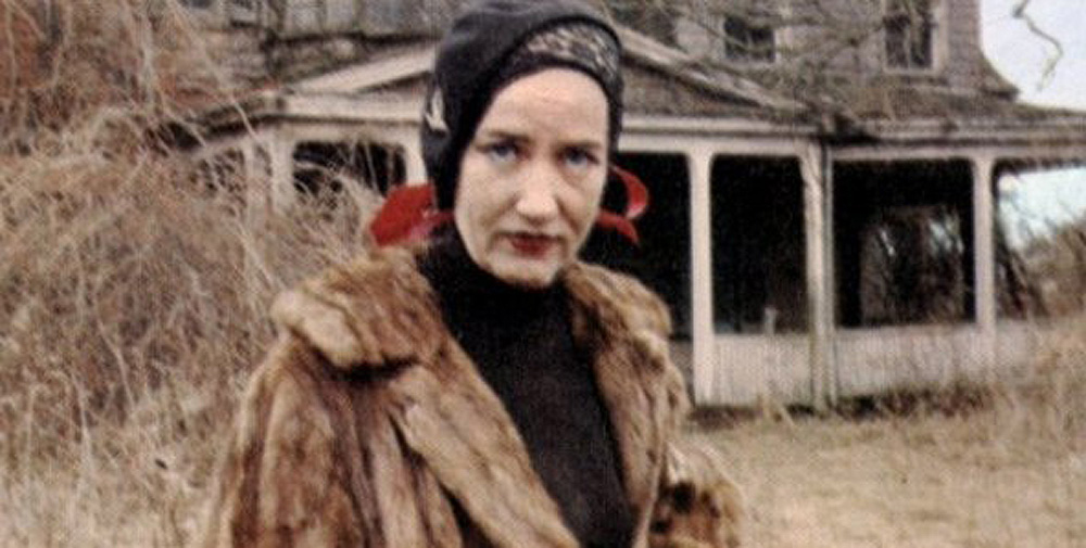 Grey-Gardens-Claudia-Brennan-2012